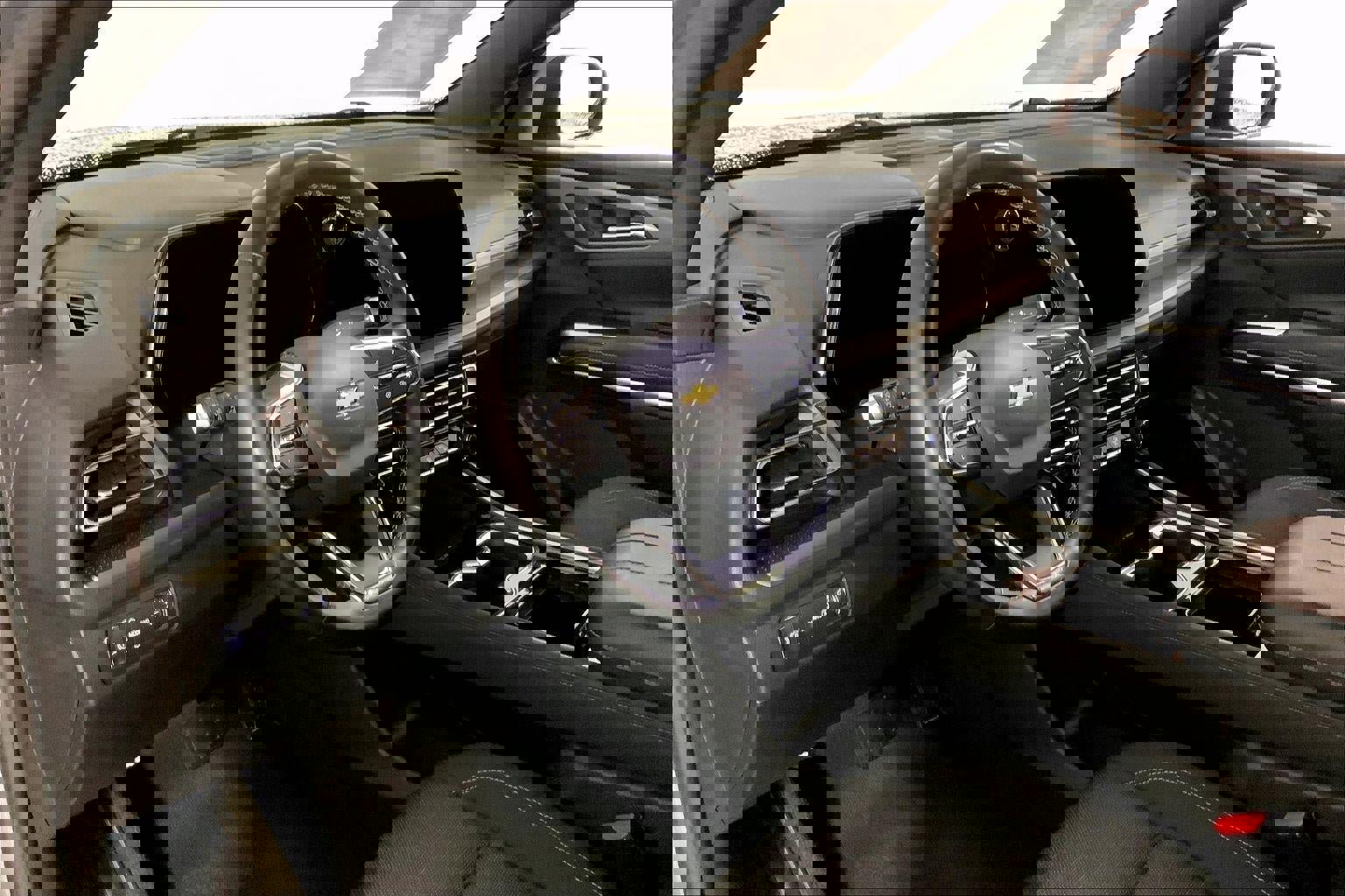 Used 2024 Chevrolet Traverse LT image 14