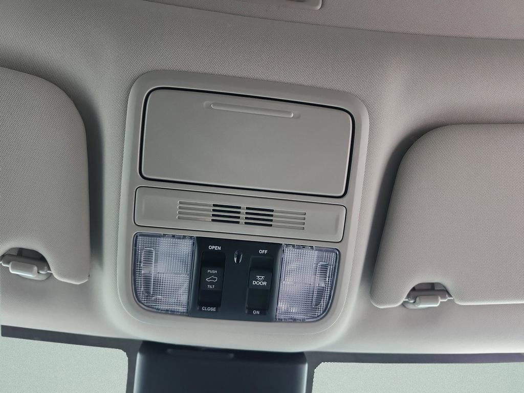 New 2026 Honda Odyssey Elite image 17
