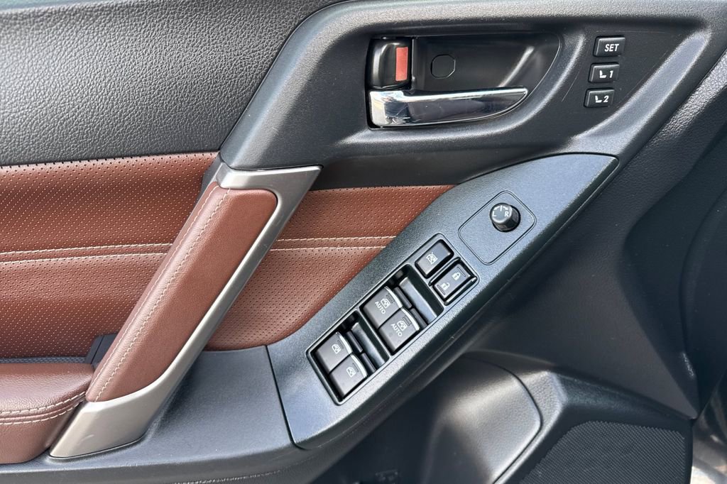 Used 2018 Subaru Forester 2.5i Touring w/ Popular Package #3B image 12