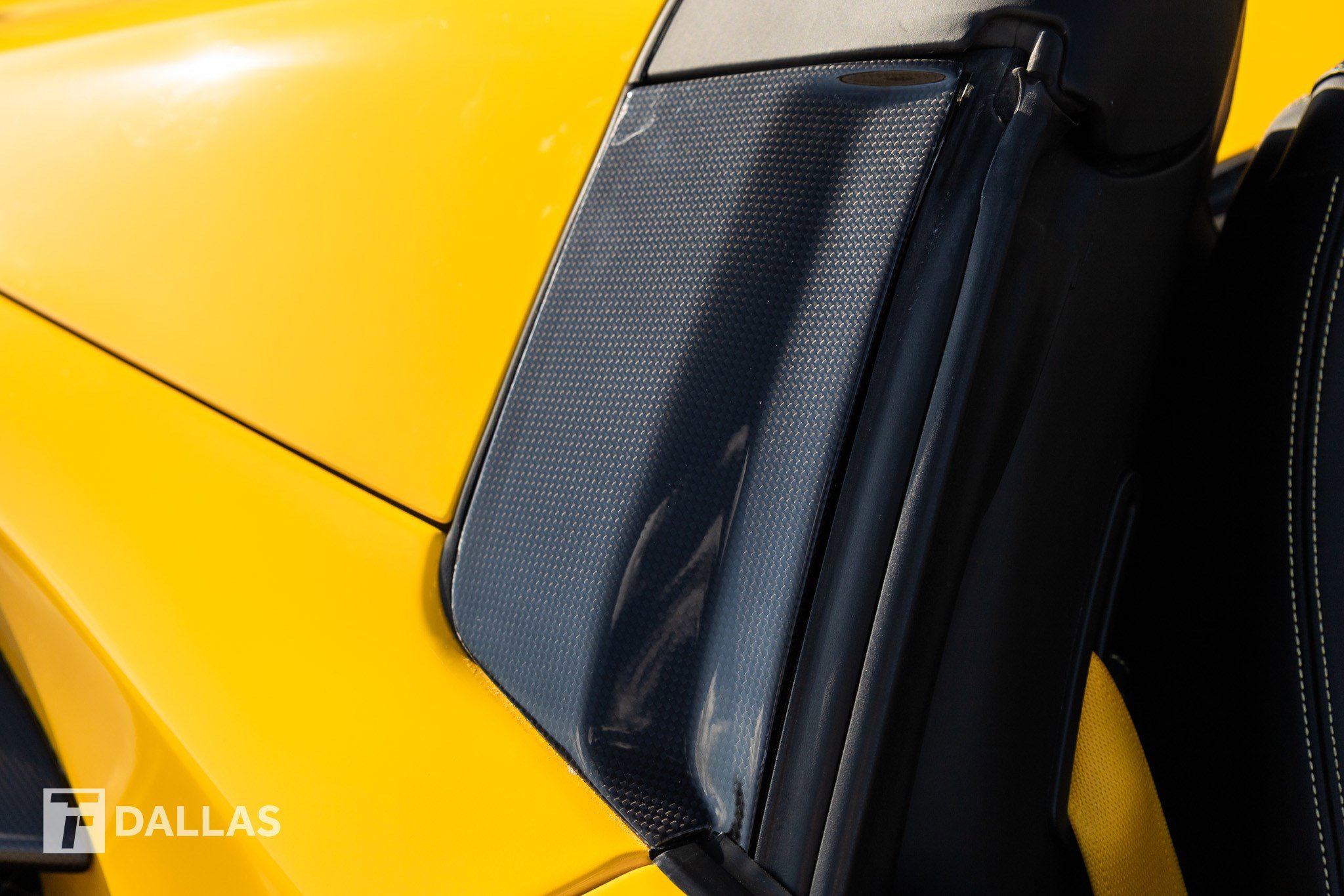 Used 2017 Ferrari 488 Spider RWD image 19
