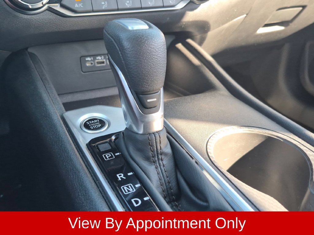 Used 2025 Nissan Altima 2.5 SV FWD image 14