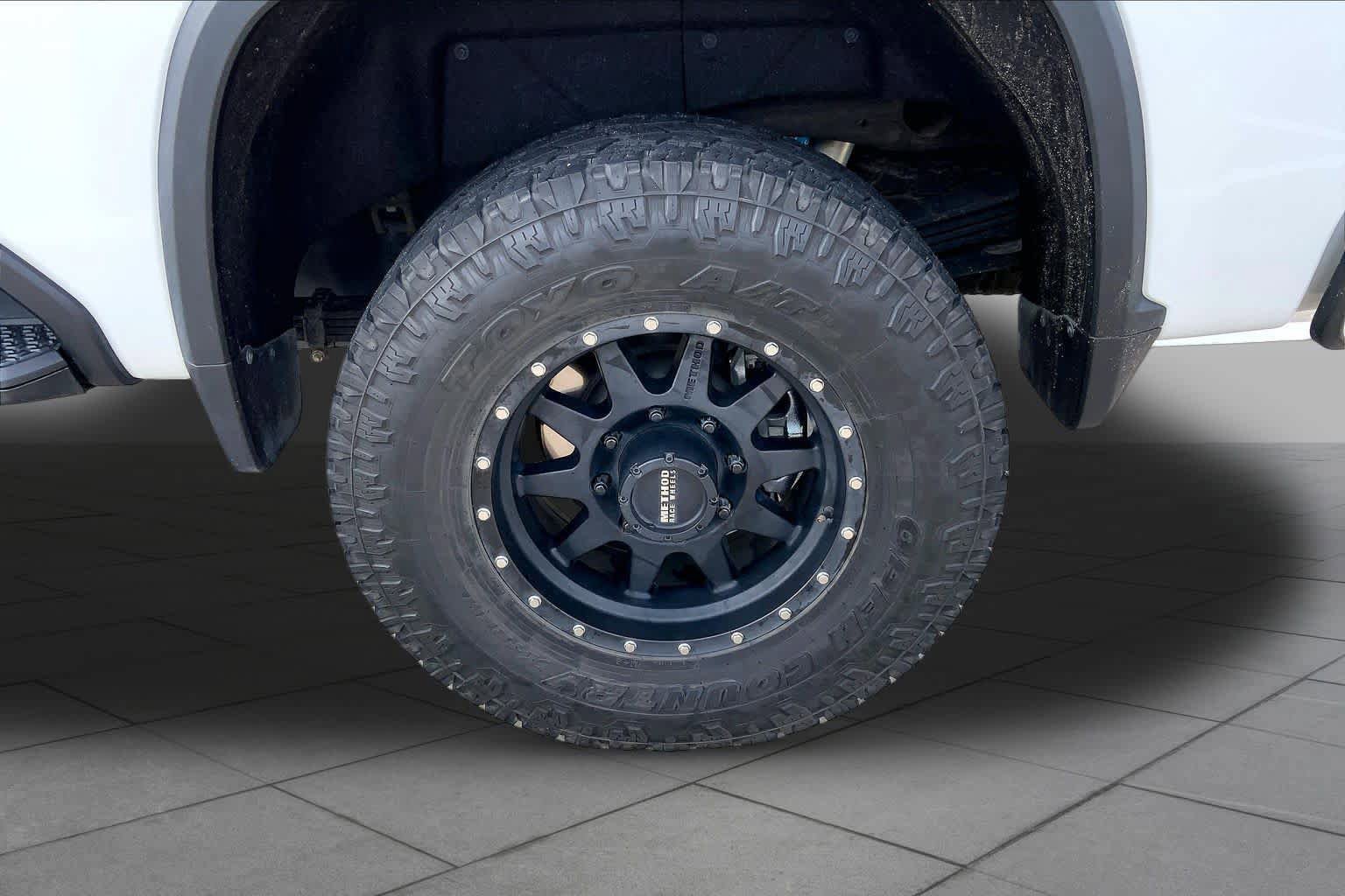 Used 2021 Chevrolet Silverado 2500 LT w/ Z71 Sport Edition AWD/4WD image 10