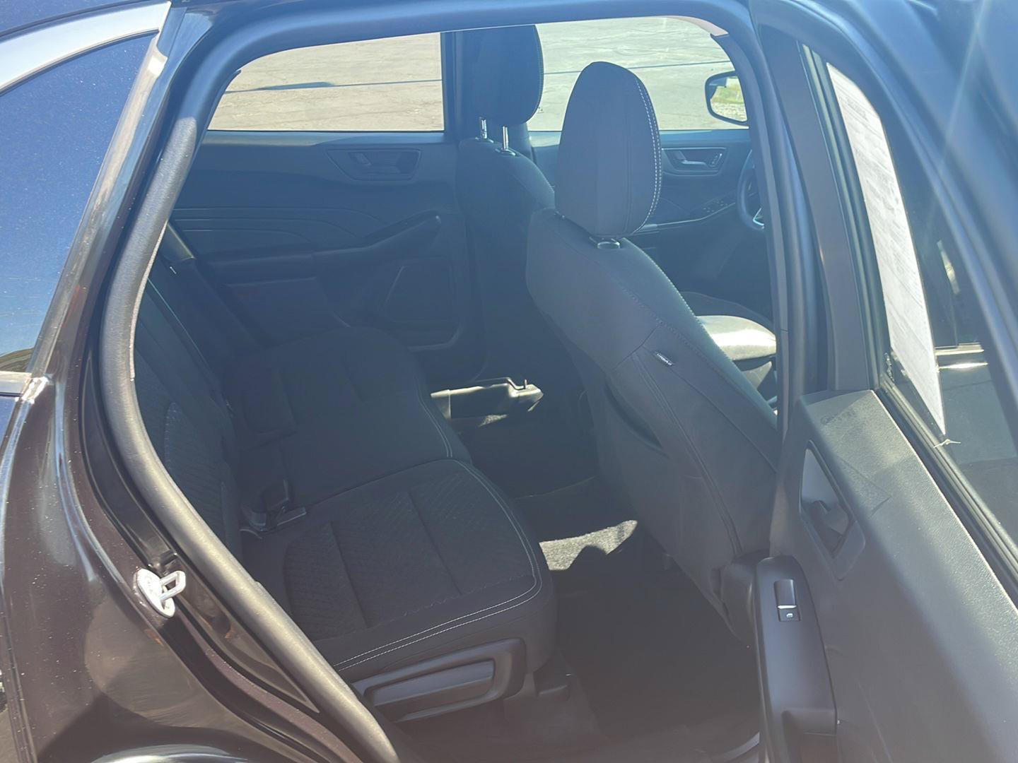 Used 2023 Ford Escape Active w/ Tech Pack #1 AWD/4WD image 25
