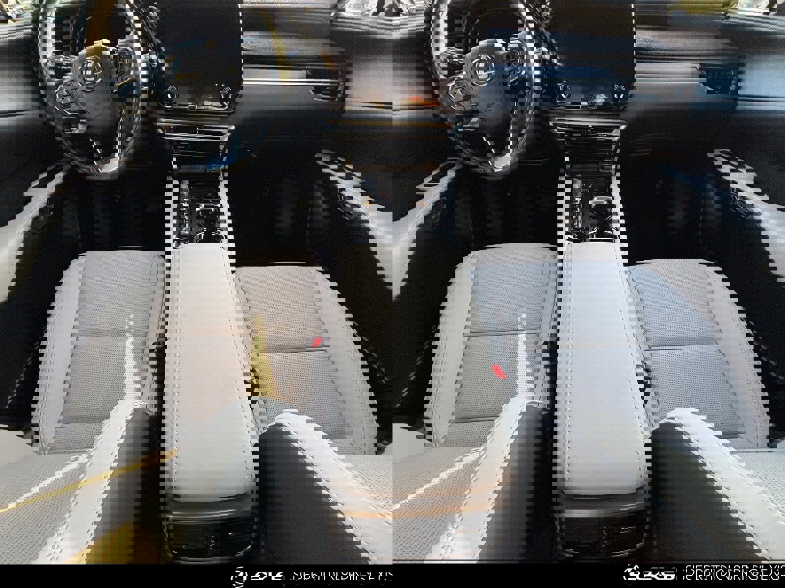 Used 2024 Lexus RX 350 Premium image 7