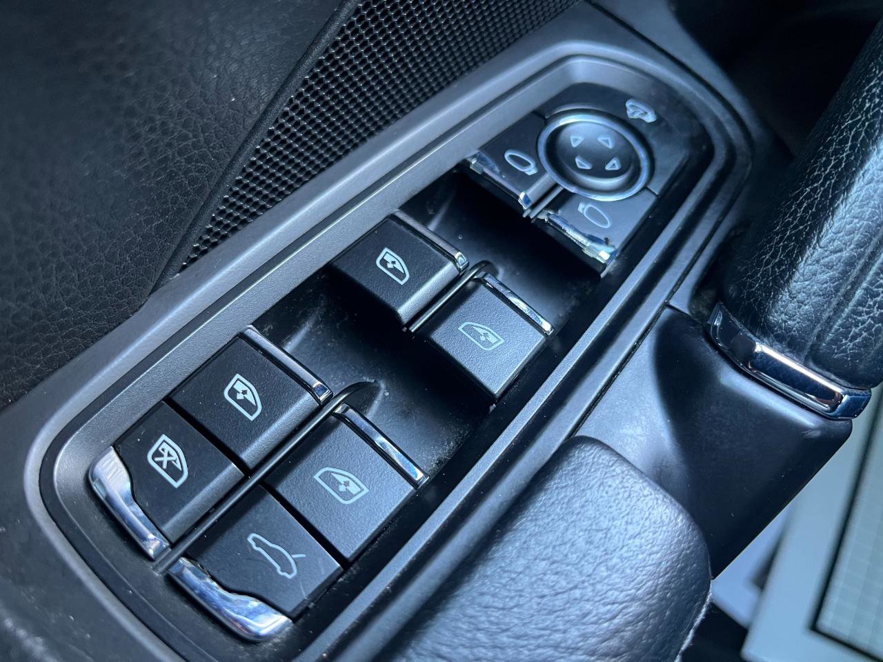 Used 2015 Porsche Cayenne Diesel image 23