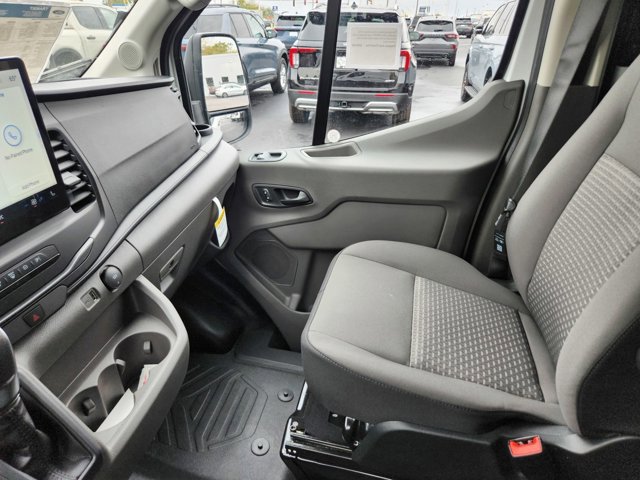 New 2026 Ford Transit 250 148 Medium Roof Extended AWD image 10