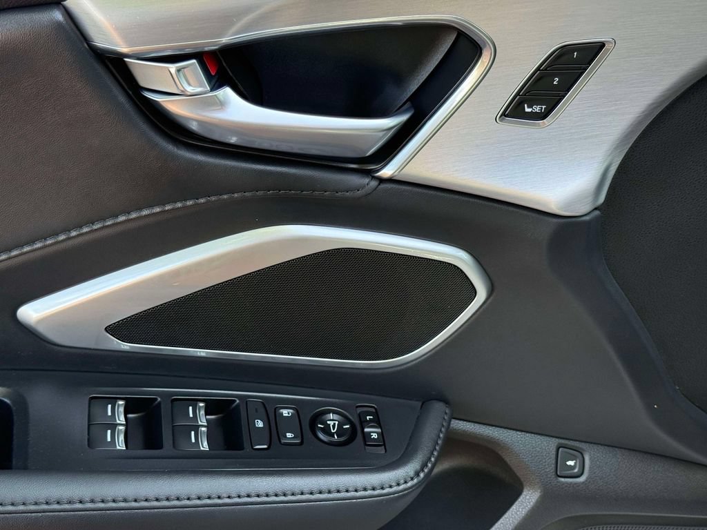 Certified 2024 Acura RDX SH-AWD image 16