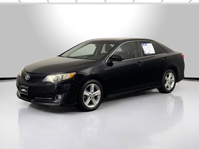 Used 2012 Toyota Camry SE video 2