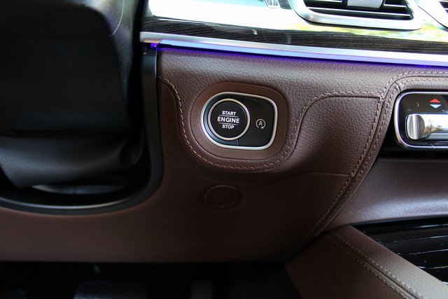 Used 2024 Mercedes-Benz GLE 450 4MATIC w/ AMG Line Exterior image 21