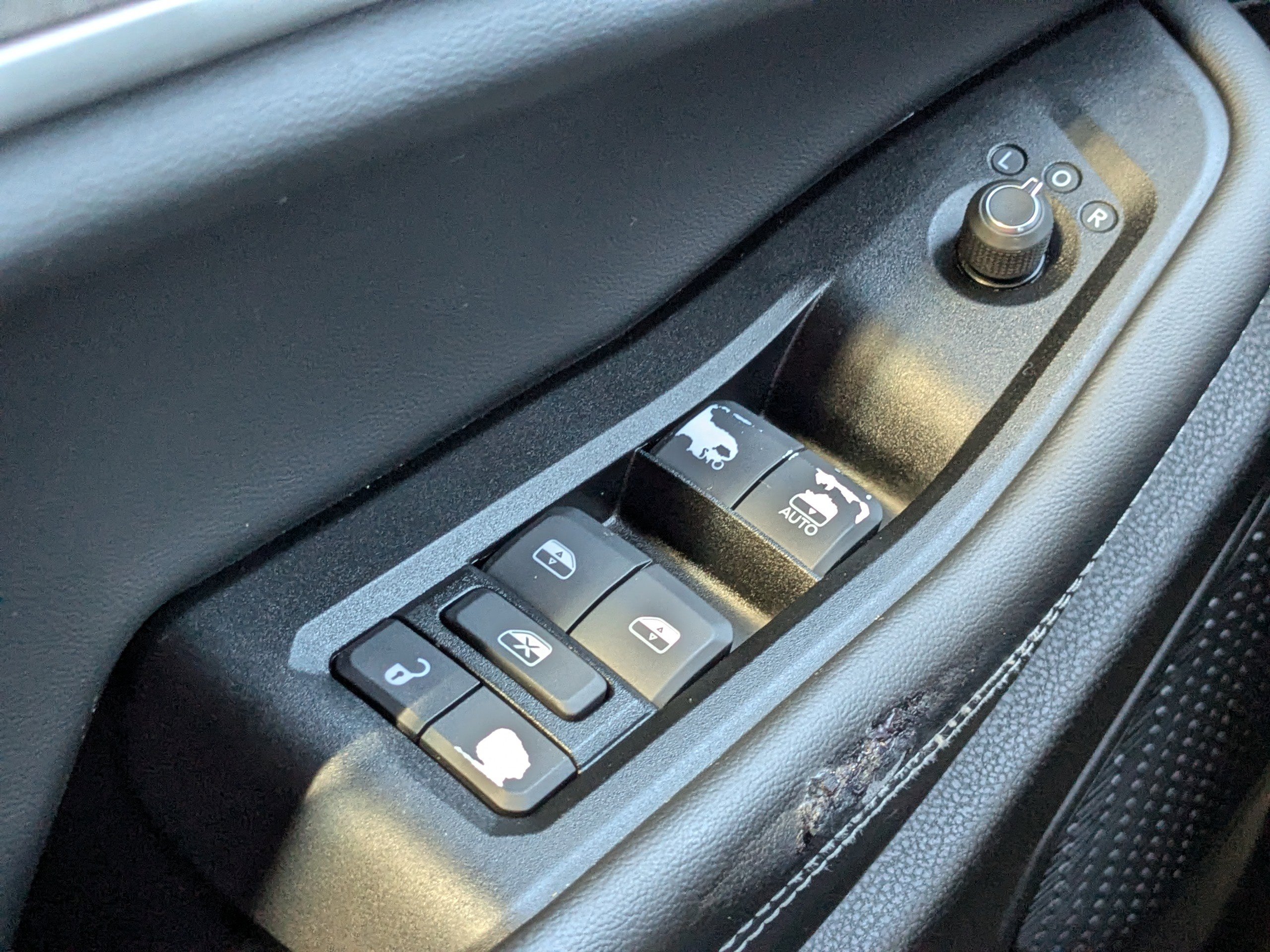 Used 2023 Jeep Grand Cherokee Limited RWD image 23