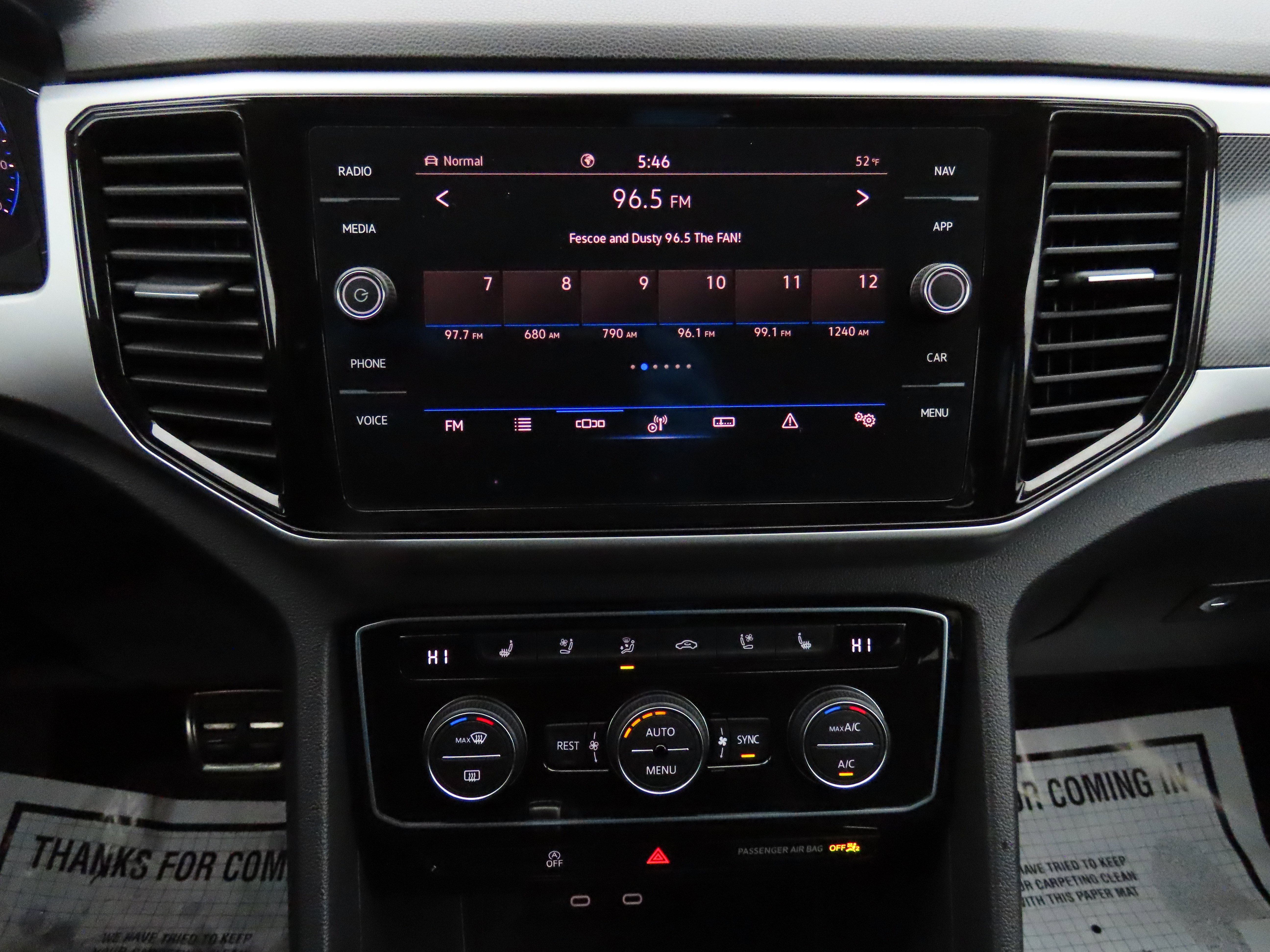 Used 2021 Volkswagen Atlas SEL Premium image 27