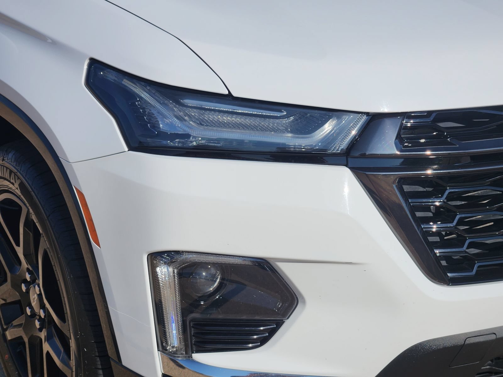 Used 2023 Chevrolet Traverse Premier w/ Redline Edition FWD image 11