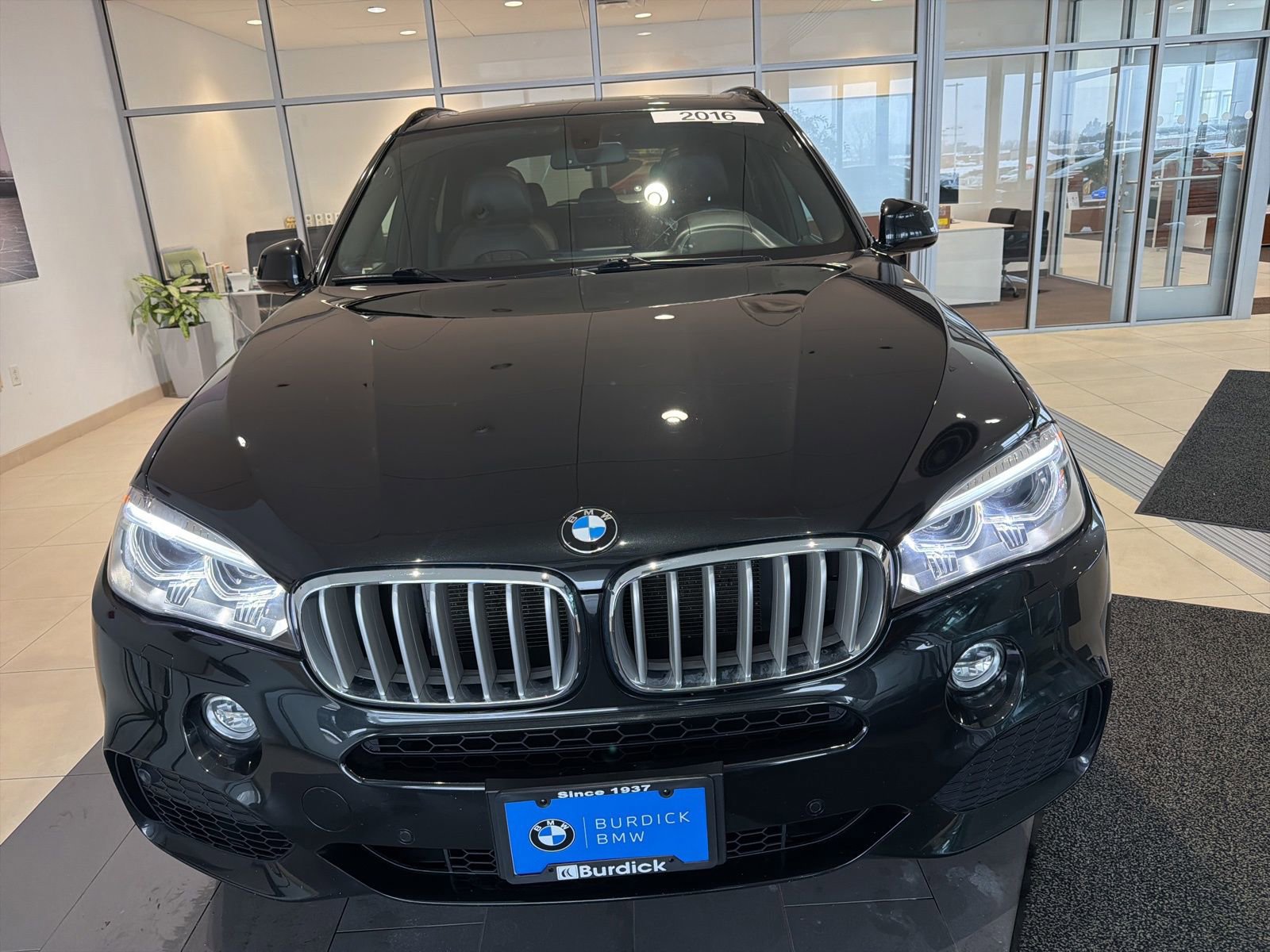 Used 2016 BMW X5 xDrive50i image 2
