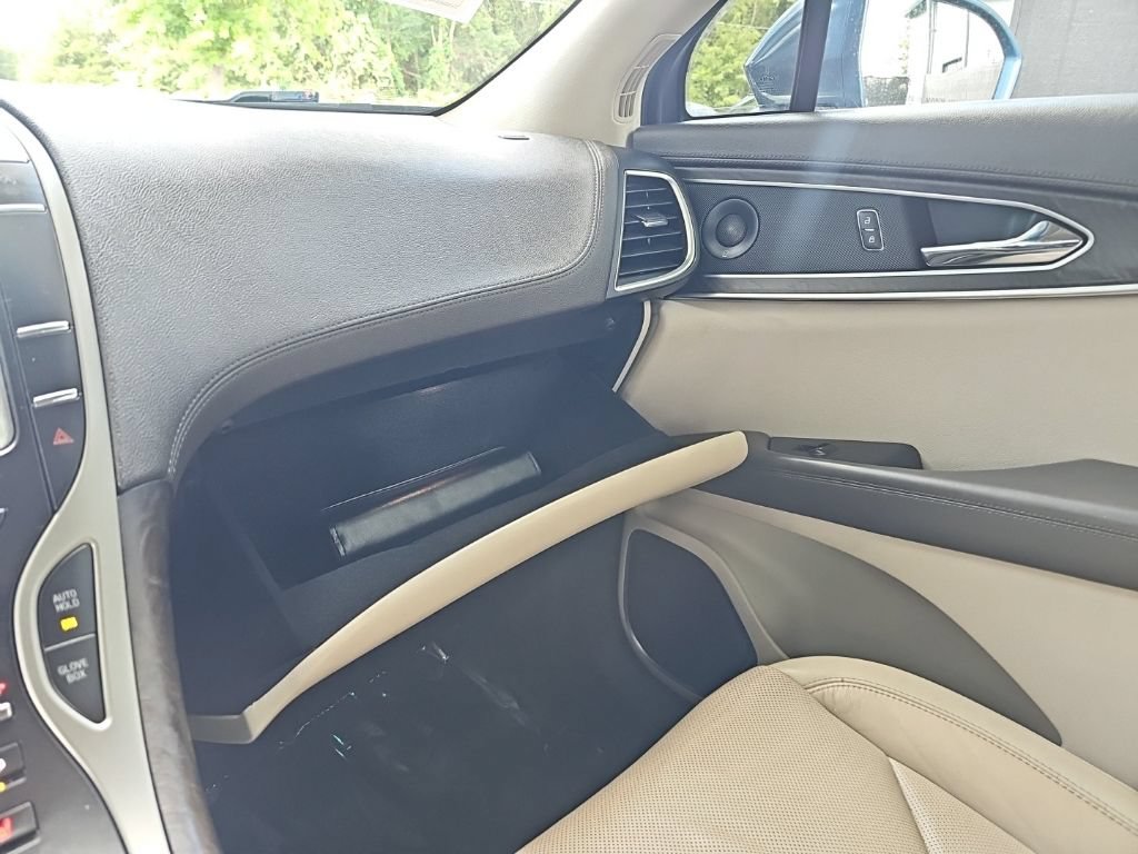Used 2019 Lincoln Nautilus Reserve AWD/4WD image 29