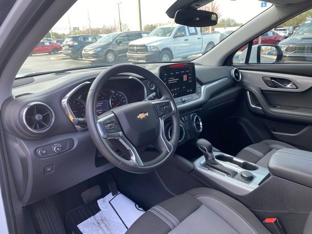 Used 2023 Chevrolet Blazer LT image 11