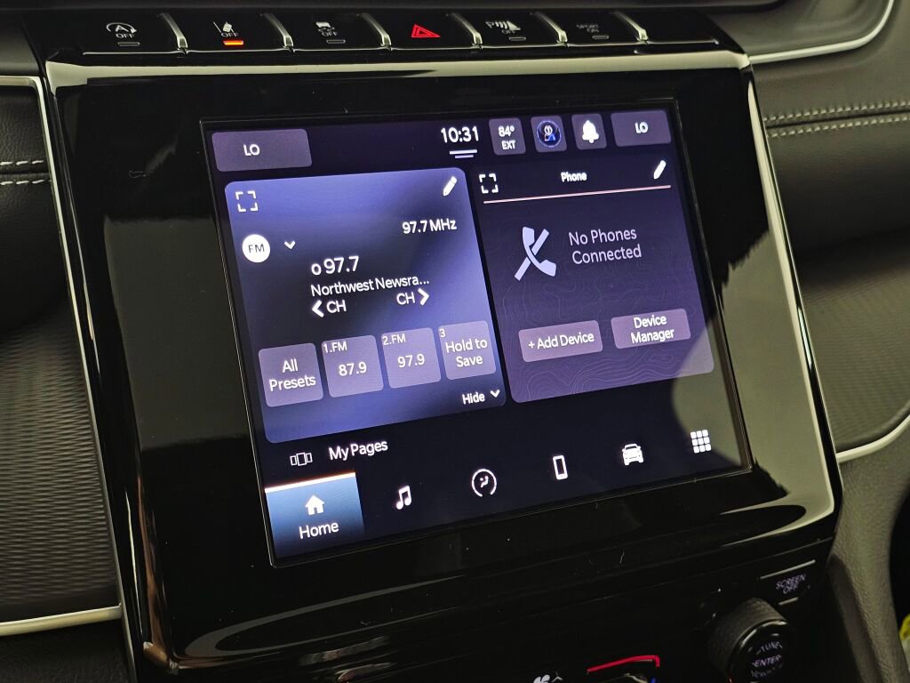 New 2025 Jeep Grand Cherokee Laredo X w/ Trailer Tow Package image 21