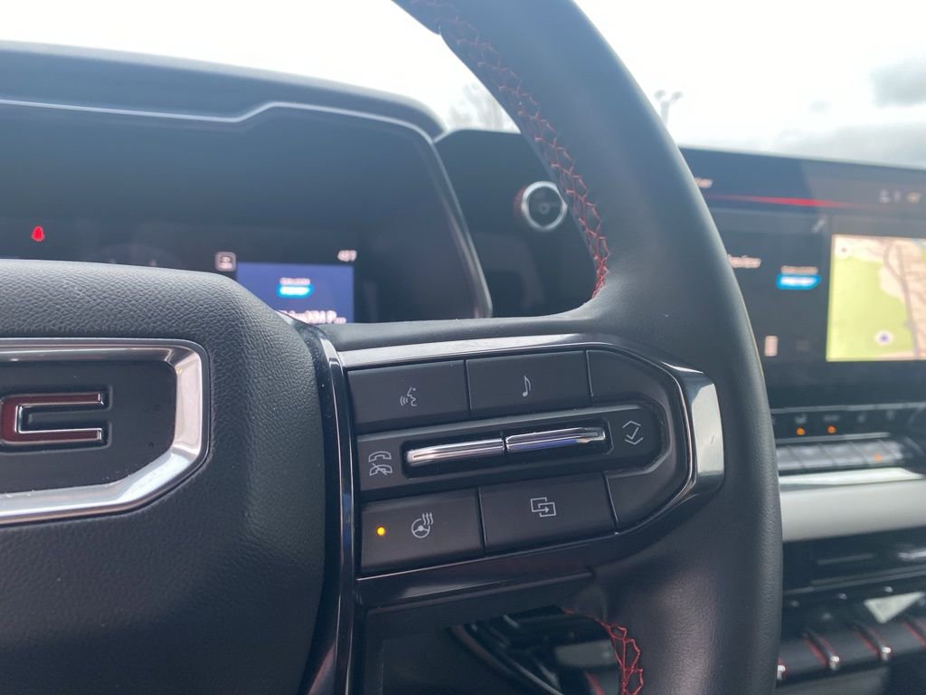 Used 2023 GMC Canyon AT4X image 12