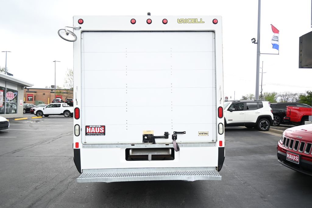 Used 2021 Ford E-350 and Econoline 350 Super Duty w/ Power Windows & Locks Group RWD image 12