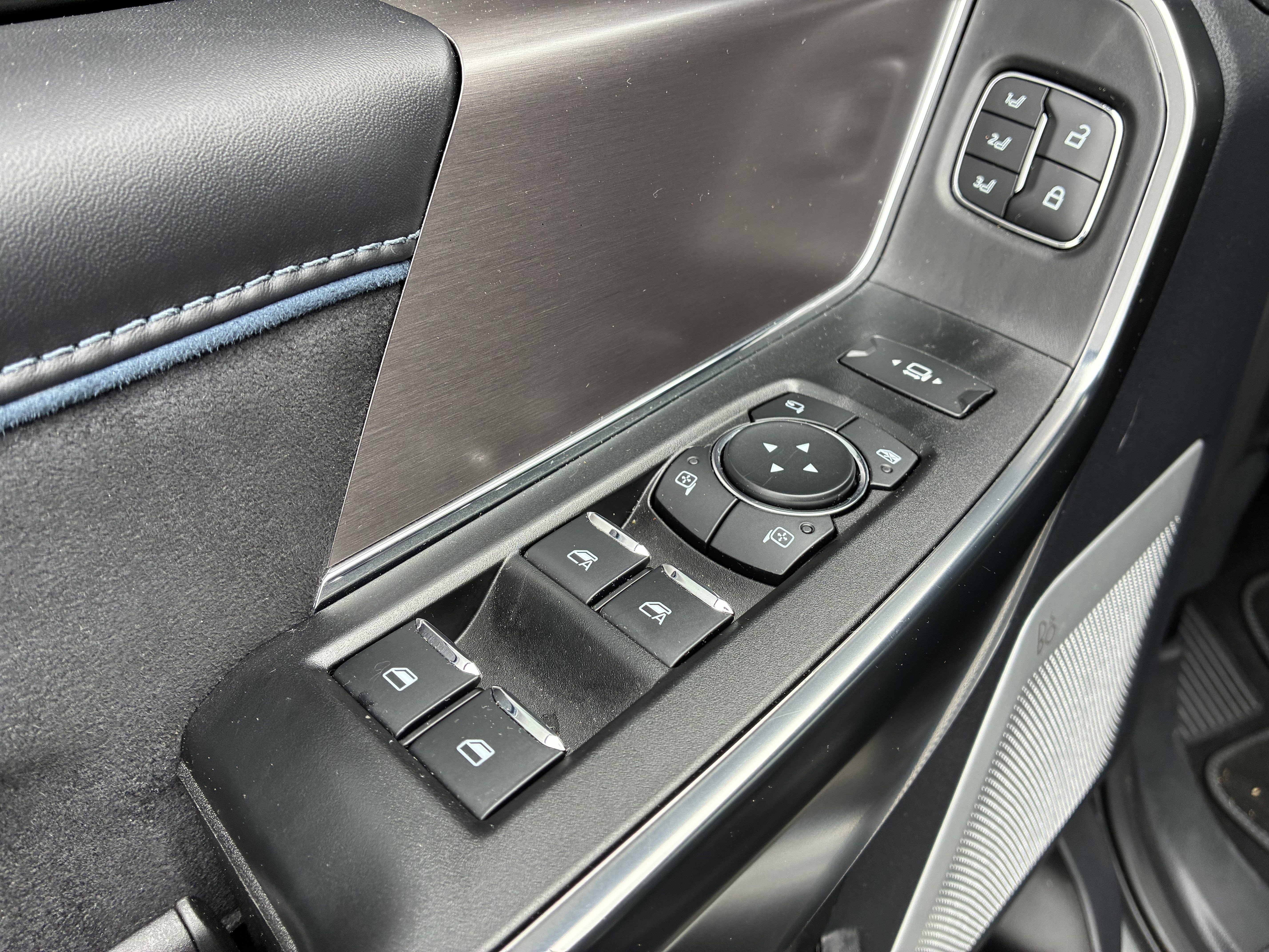 Used 2026 Ford F250 Platinum AWD/4WD image 7