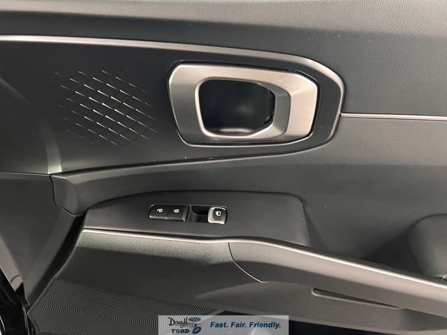 Used 2024 Kia Sorento S w/ Panoramic Sunroof Package FWD image 35