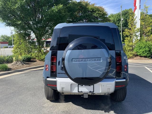 Used 2023 Land Rover Defender 110 SE AWD/4WD image 7