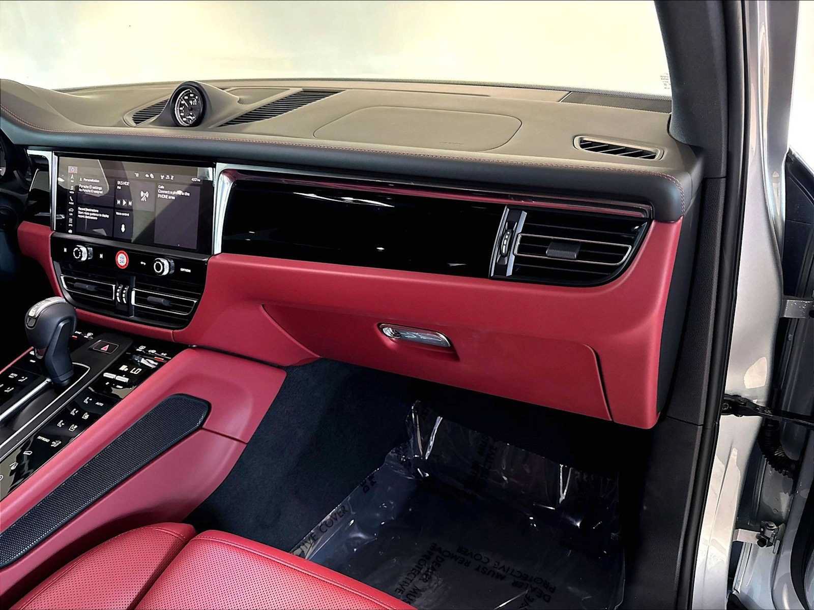 New 2026 Porsche Macan S AWD/4WD image 22