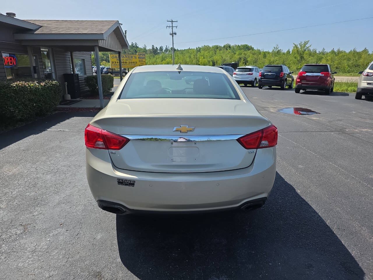 Used 2015 Chevrolet Impala LTZ FWD image 7