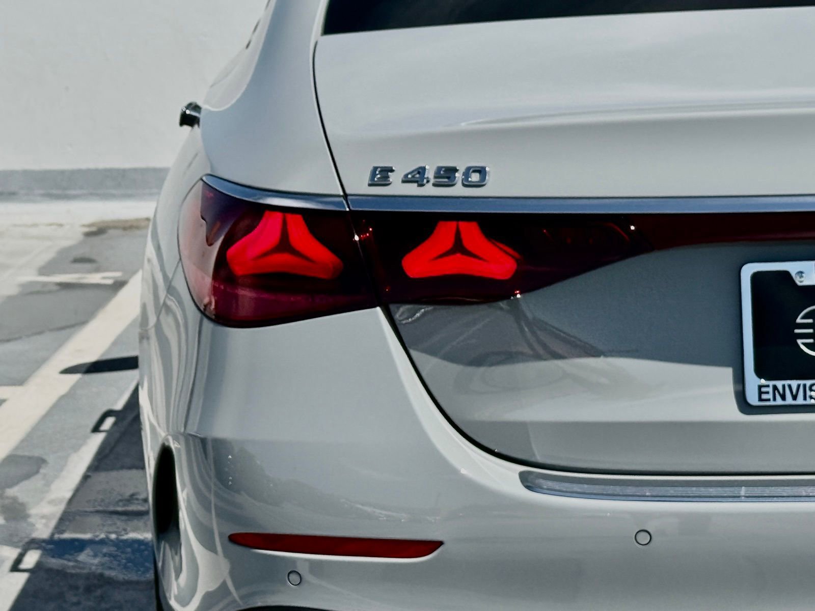 New 2026 Mercedes-Benz E 450 4MATIC Sedan image 10