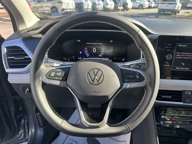 New 2026 Volkswagen Taos SE image 14