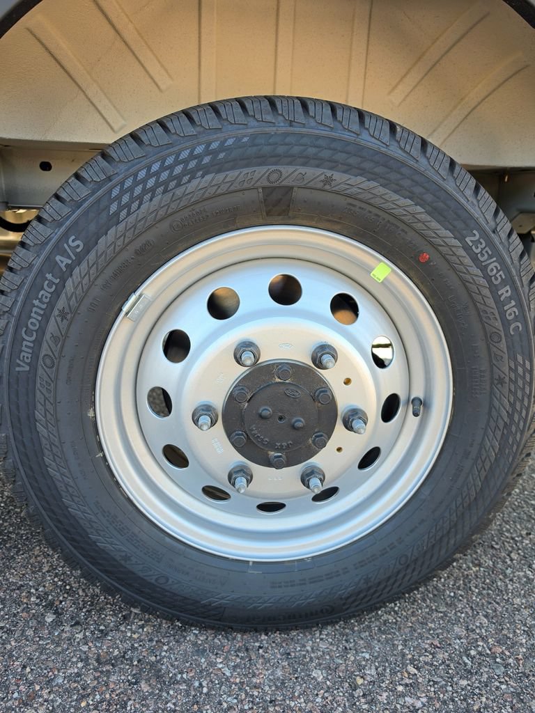 New 2026 Ford Transit 250 148 Medium Roof Extended AWD image 8