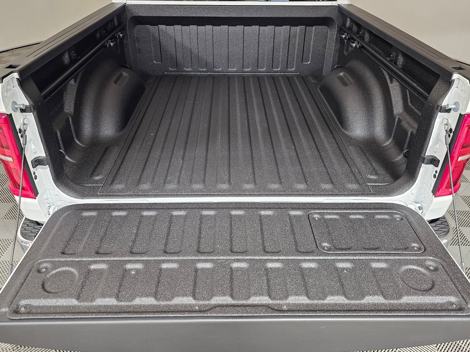 New 2026 RAM 1500 Limited image 40