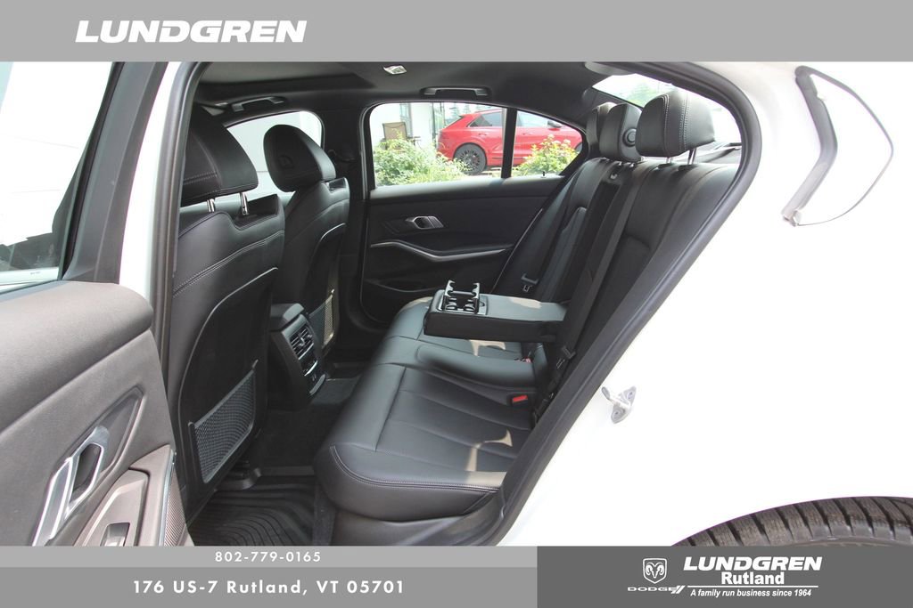 Used 2022 BMW 330i xDrive Sedan w/ Premium Package image 30