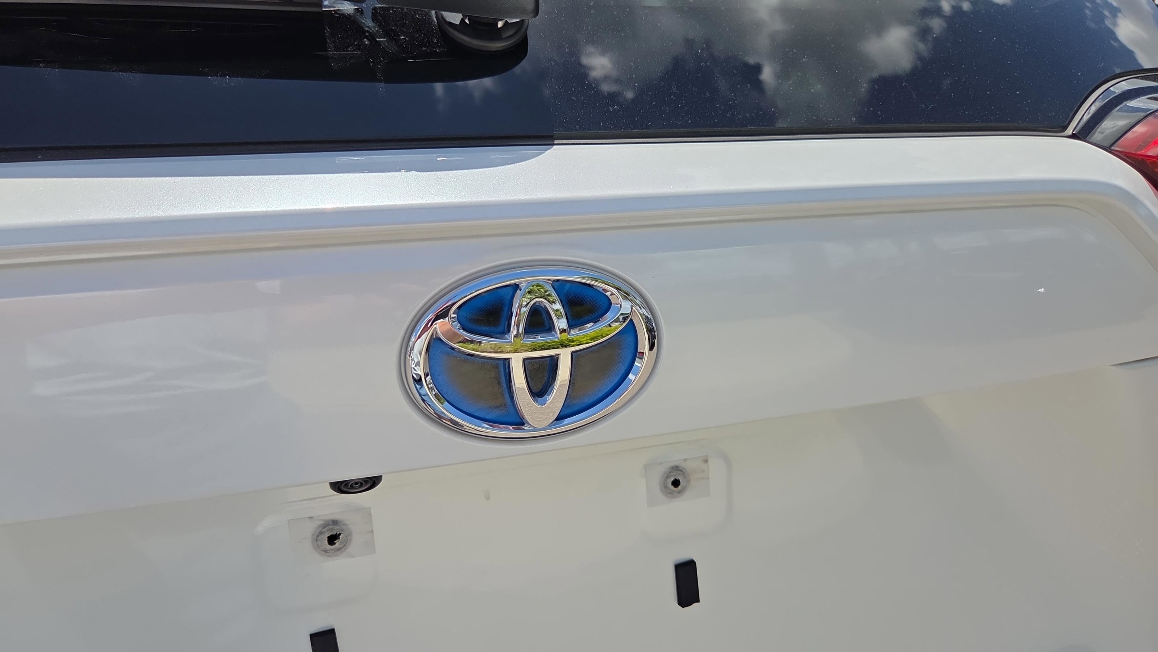 Certified 2023 Toyota RAV4 XLE Premium AWD/4WD image 34