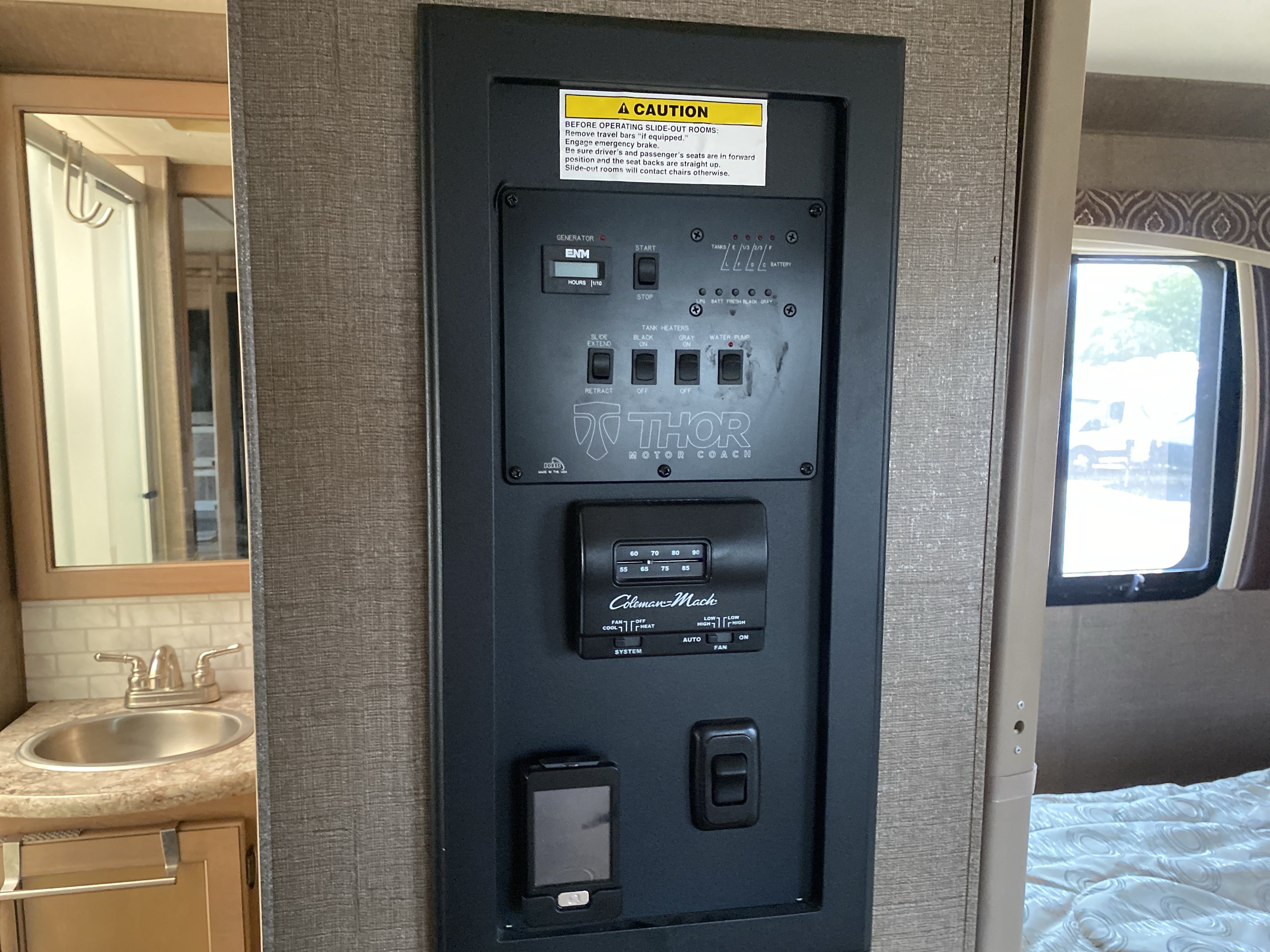 Used 2017 Ford E-450 and Econoline 450 Super Duty w/ Motorhome Prep Package RWD image 23