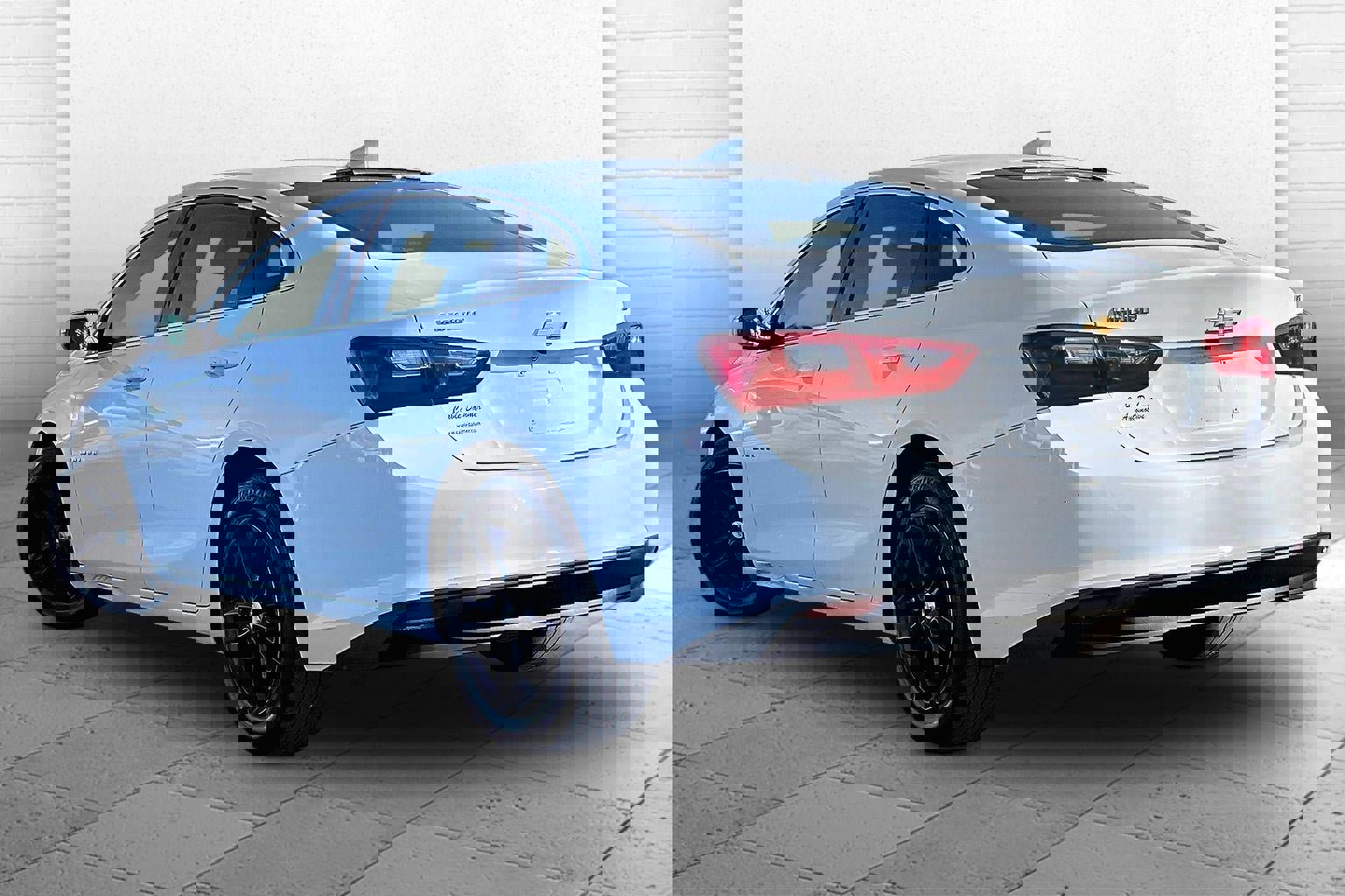 Used 2018 Chevrolet Malibu LT image 11