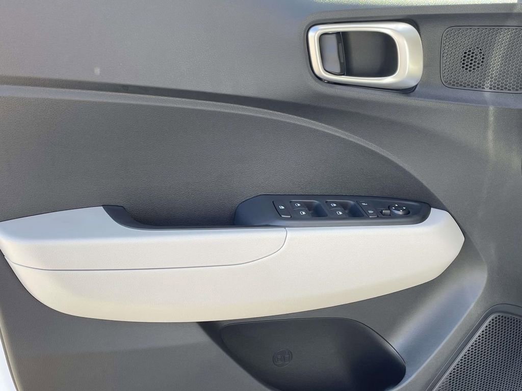 New 2026 Hyundai Venue SEL image 13