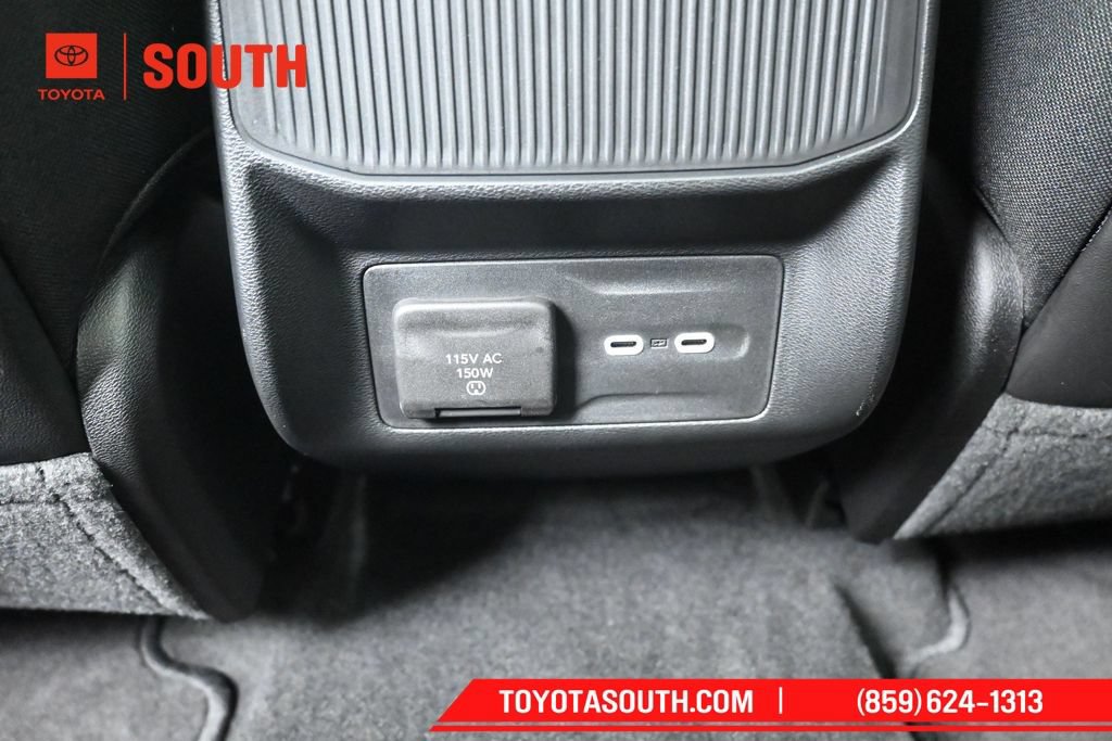 Used 2026 Jeep Cherokee Overland AWD/4WD image 32