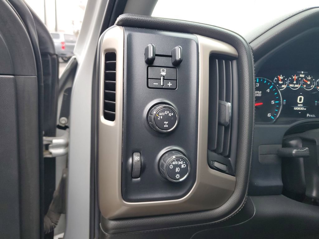 Used 2018 GMC Sierra 1500 Denali w/ Denali Ultimate Package AWD/4WD image 19