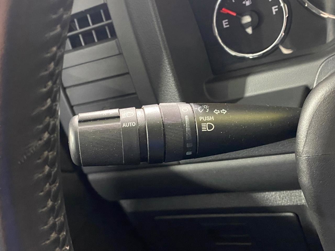 Used 2011 Jeep Liberty Sport image 25