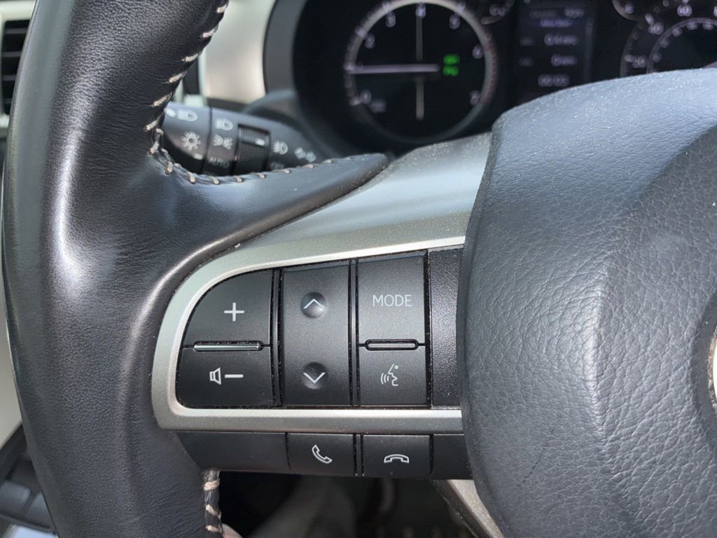 Used 2020 Lexus GX 460 Premium AWD/4WD image 25
