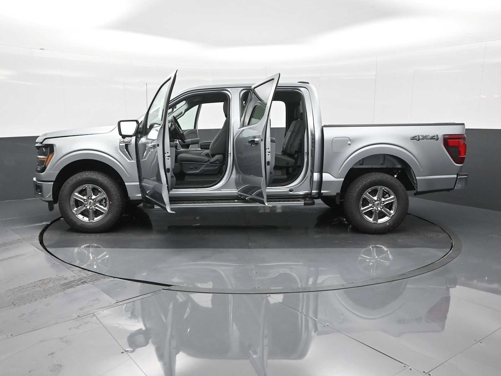 New 2024 Ford F150 XLT w/ Mobile Office Package image 29