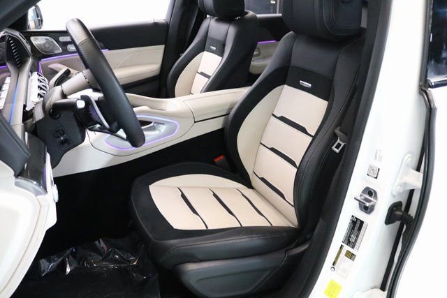 Used 2024 Mercedes-Benz GLS 63 AMG 4MATIC image 16