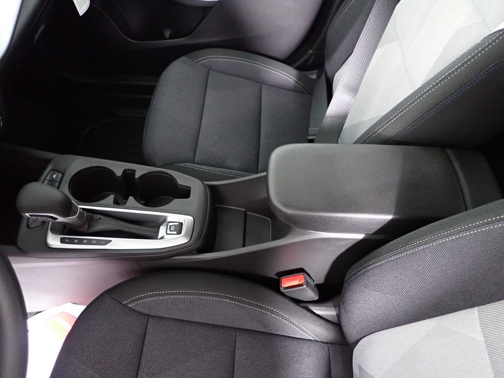 New 2026 Chevrolet Trax LS w/ LS Convenience Package FWD image 28