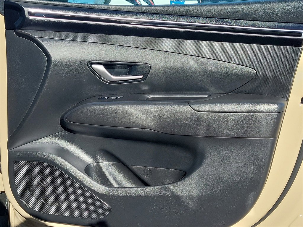 Used 2024 Hyundai Santa Cruz SE image 13