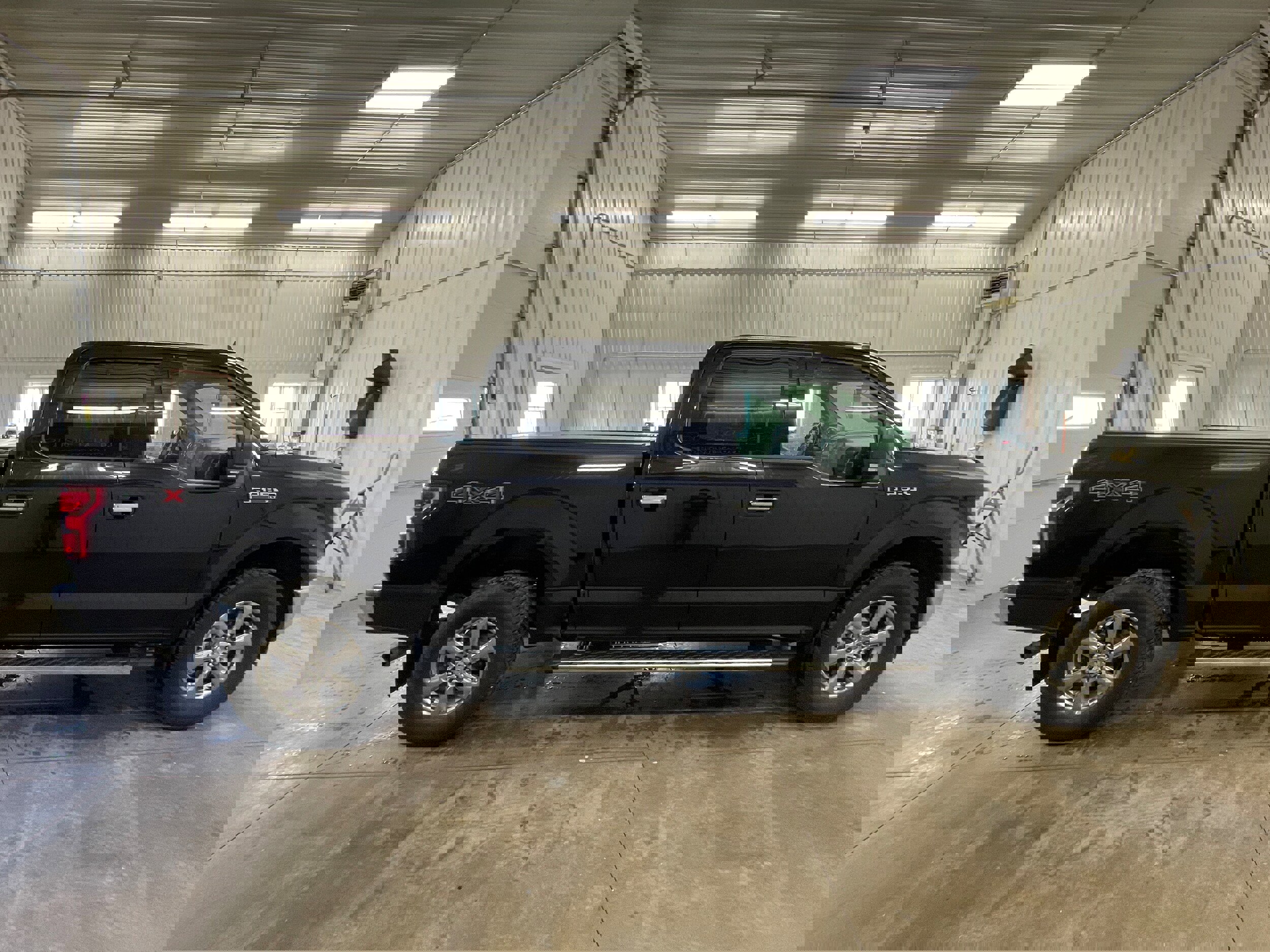 Used 2020 Ford F150 XLT w/ Equipment Group 302A Luxury image 6