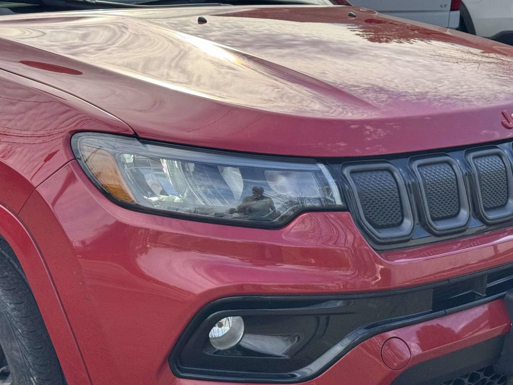 Used 2022 Jeep Compass Limited AWD/4WD image 7