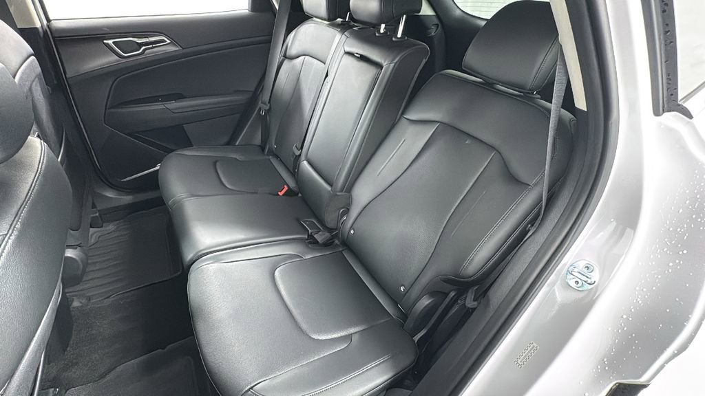 Used 2026 Kia Sportage EX image 12