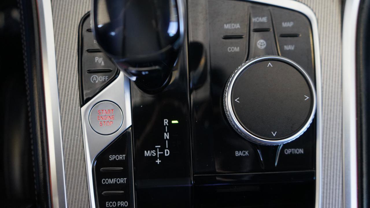Used 2022 BMW 840i Convertible RWD image 19