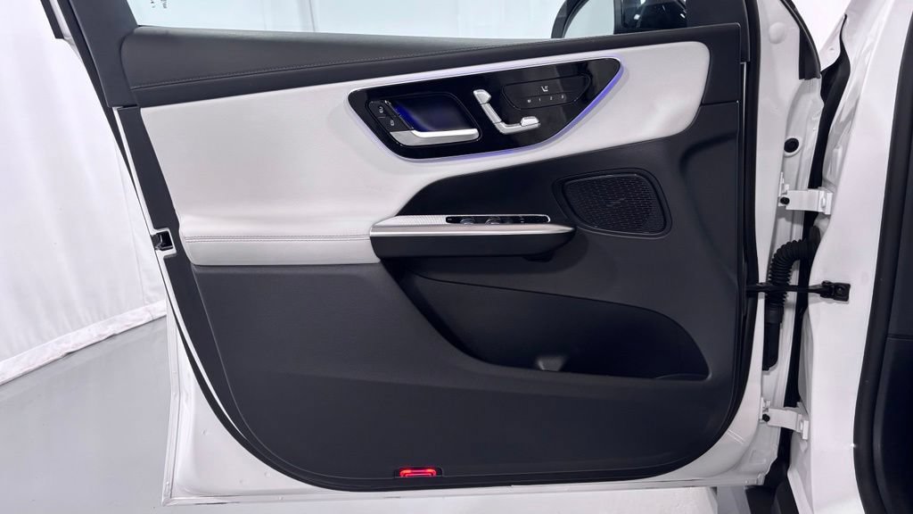 Certified 2024 Mercedes-Benz GLC 300 4MATIC image 16