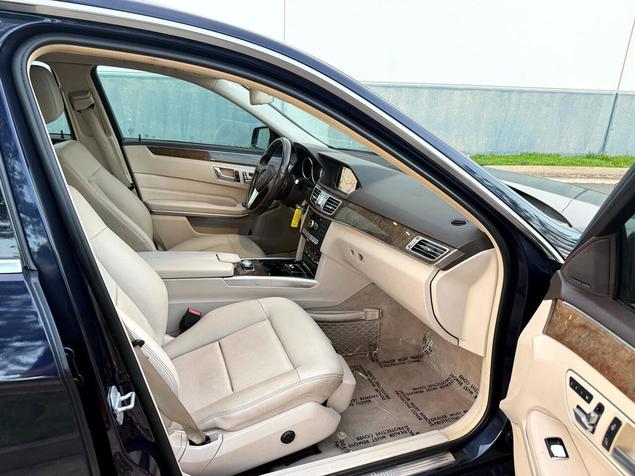 Used 2015 Mercedes-Benz E 350 4MATIC Sedan image 19